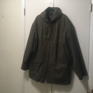 Coat with removable lining